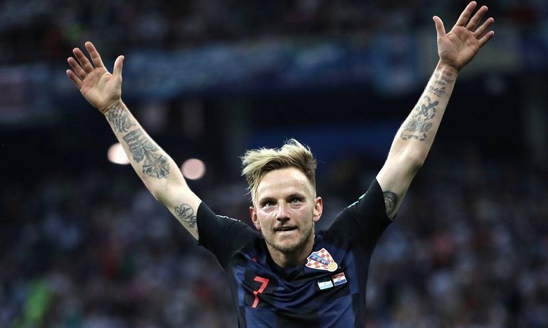 Ảnh bài viết "Chú chó của Rakitic đá penalty còn tốt hơn anh"