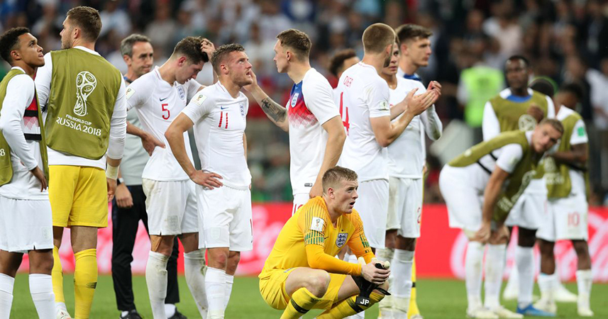 Ảnh bài viết Anh: Cháy nhà, sư tử mới lộ… mặt mèo