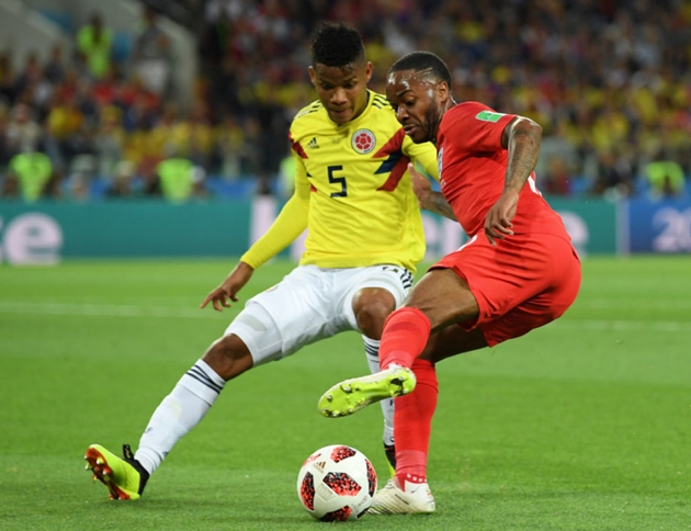 Sao Colombia từ chối Tottenham, gia nhập Chelsea