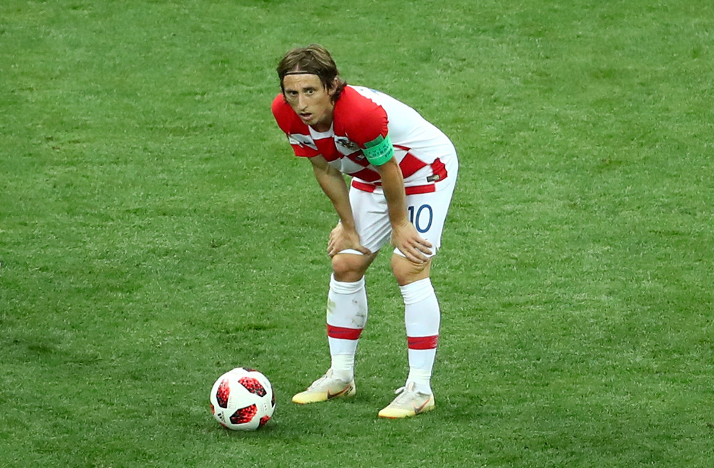 Modric chung phận với Ronaldo 'béo', Messi và Zidane