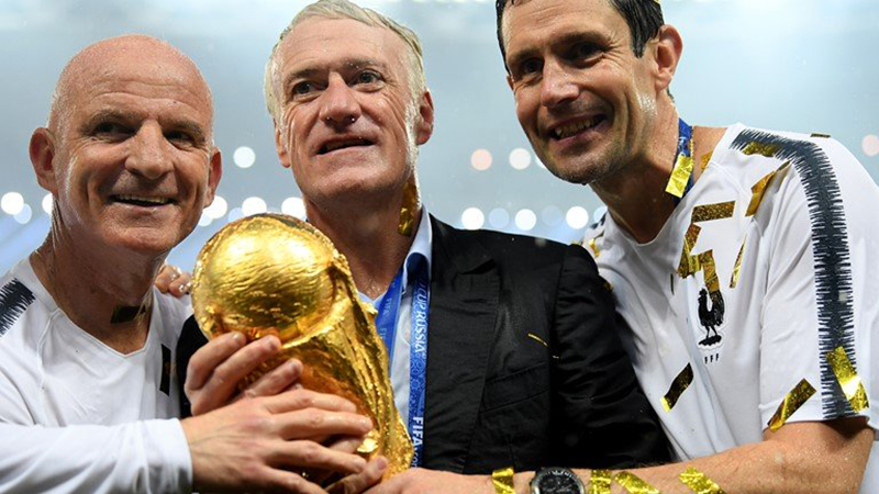 Pháp vô địch World Cup 2018: Hãy tôn trọng thầy trò Deschamps!