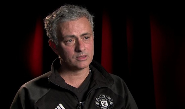 Mourinho xác nhận bộ tứ phòng ngự Man Utd trong trận mở màn giải NHA