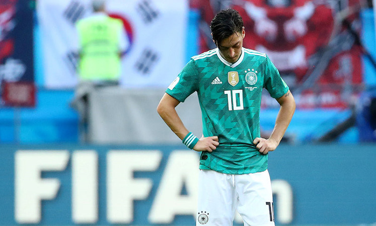 Sau World Cup thảm họa, bóng đá Đức rối như canh hẹ