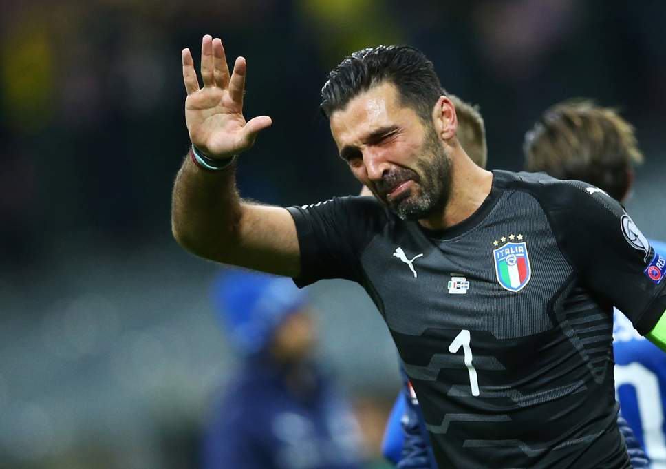 Lộ mức lương khiêm tốn của Buffon tại PSG