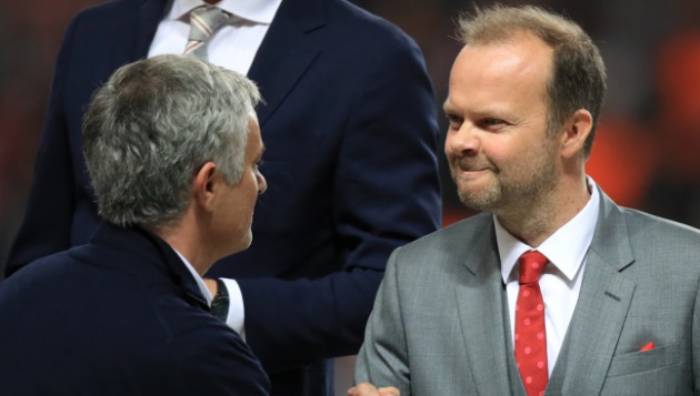 Ảnh bài viết NÓNG: Ed Woodward hẹn gặp Mourinho sau phát biểu "phàn nàn" về công tác chuyển nhượng