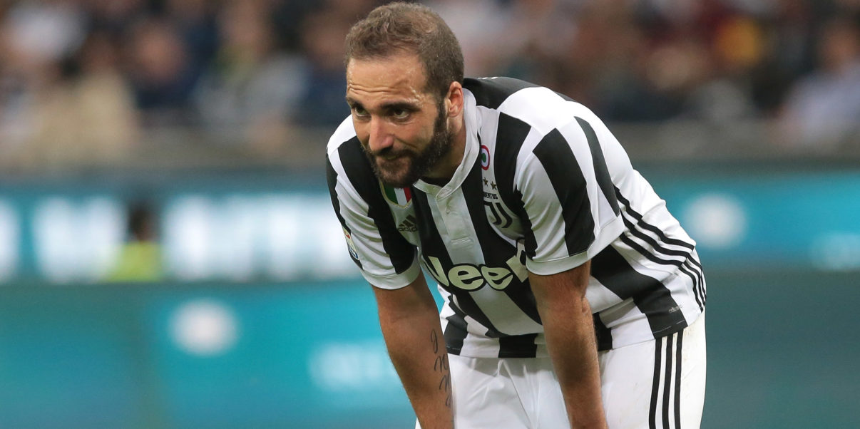 AC Milan đi bước cuối với Higuian hôm nay, Chelsea run rẩy chờ đợi