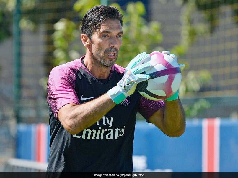 Buffon không tự tin sẽ được bắt chính tại PSG