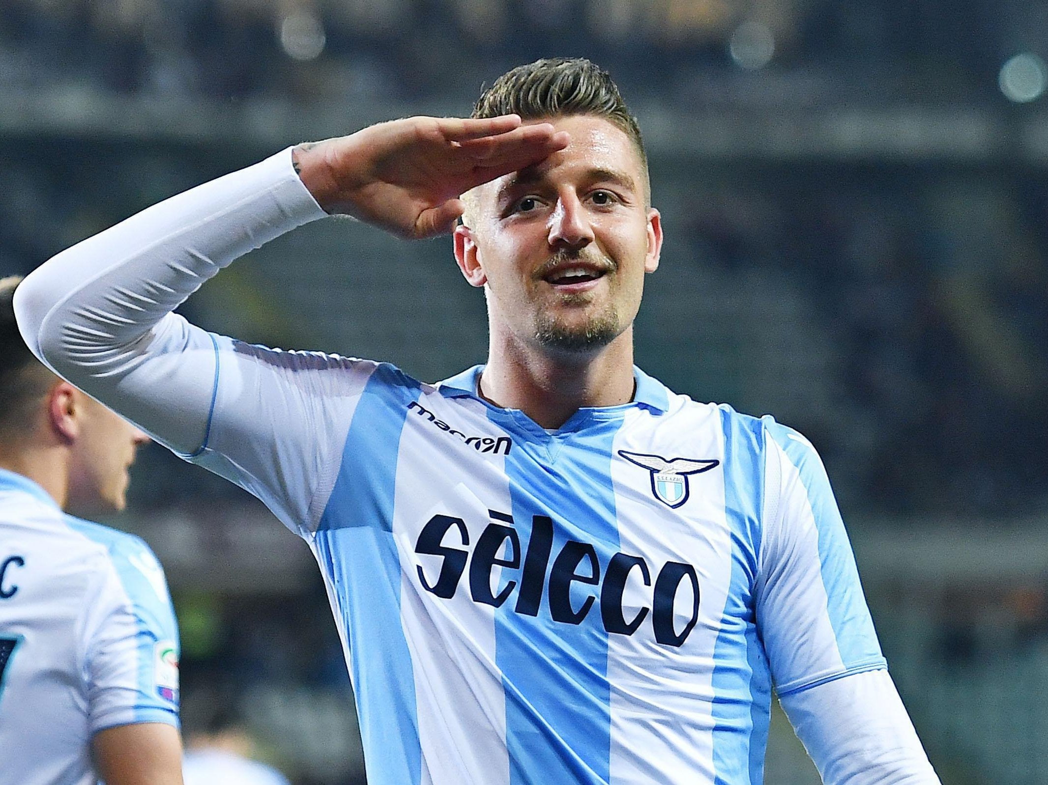 Không tập trung, Milinkovic-Savic nổi loạn để rời Lazio?