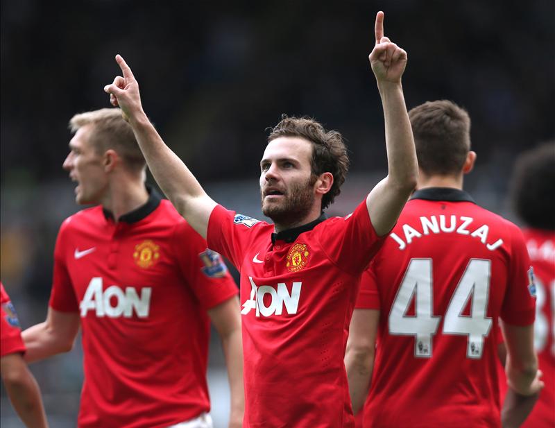 Man United đang thu lợi khủng từ nguồn nào?