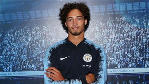 Âm thầm, Man City chính thức có sao trẻ người Hà Lan