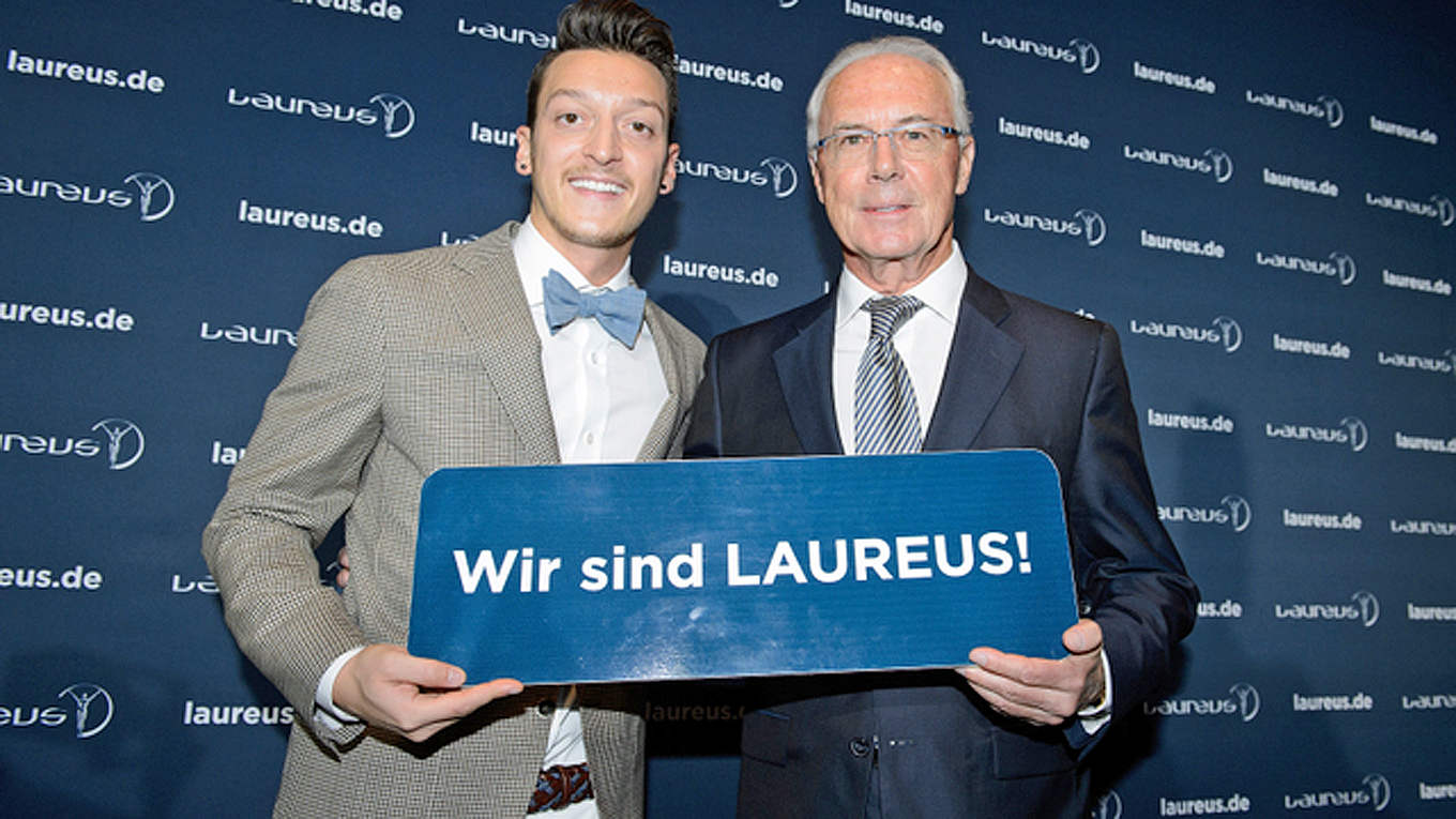Đến lượt "Hoàng đế" Beckenbauer nói về quyết định của Ozil