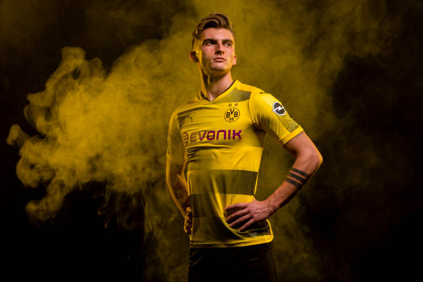Ai sẽ kế thừa Lewandowski, Aubameyang, Batshuayi tại Dortmund?