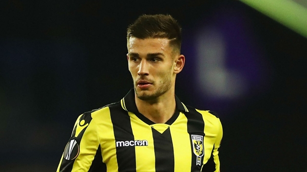 XÁC NHẬN: Sao trẻ Chelsea tiếp tục được cho mượn