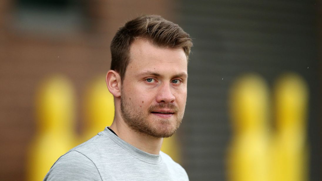 Ảnh bài viết Napoli đẩy mạnh việc hỏi mua 'thần hộ vệ' bị lãng quên của Liverpool