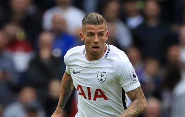CỰC NÓNG! Đạt thỏa thuận cá nhân, Toby Alderweireld gia nhập Man Utd trong 24 GIỜ tới
