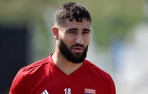 Ảnh bài viết NÓNG: Nabil Fekir có mặt ở Manchester, nhưng để đàm phán với Liverpool