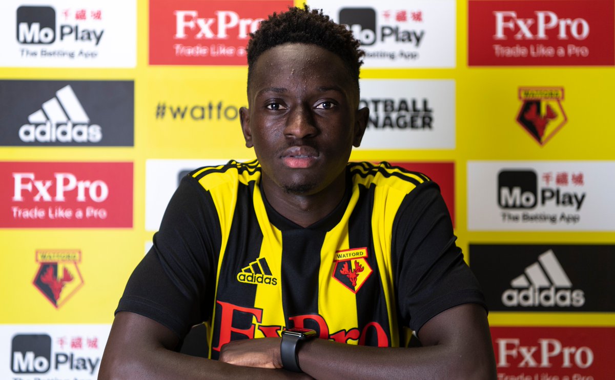 CHÍNH THỨC: Vượt mặt Barca, Watford chiêu mộ thành công nhà vô địch U19 châu Âu