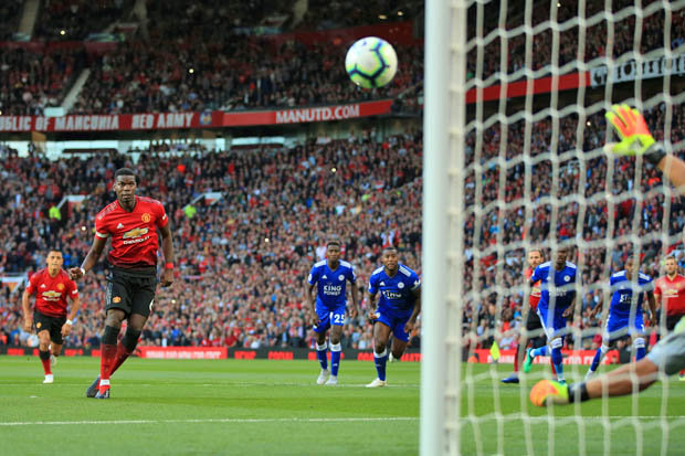 Man Utd 2-1 Leicester: Khi niềm tin được đặt đúng chỗ