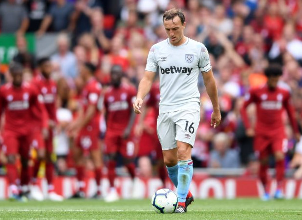 "Trước Liverpool, đội hình 100 triệu của West Ham như đội hạng Nhất"