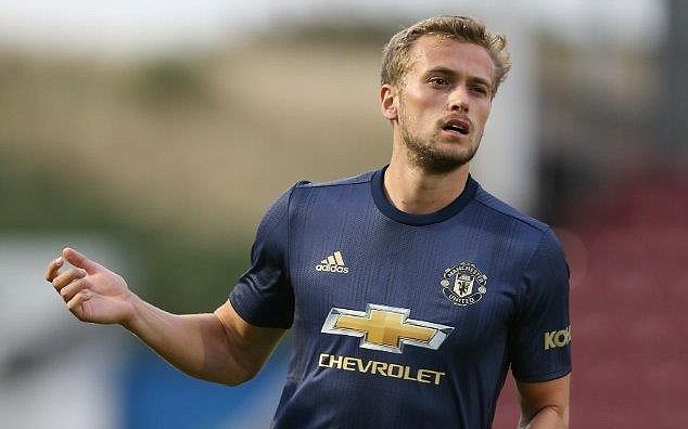 CHÍNH THỨC: Thêm cái tên chia tay Man Utd