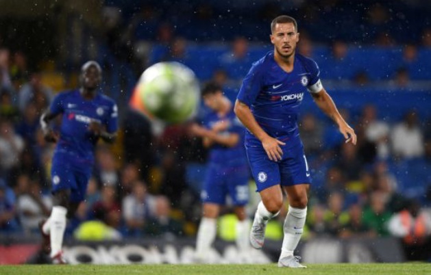 Hazard có biểu hiện lạ, NHM Chelsea mừng thầm?