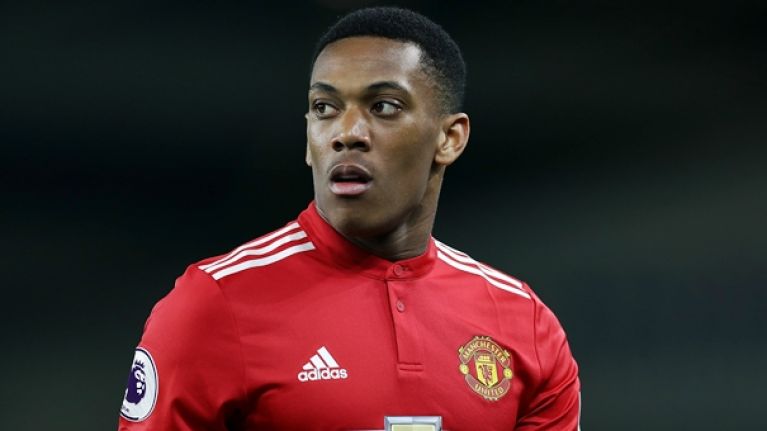 3 quả bom nổ chậm đang chờ Mourinho xử lí