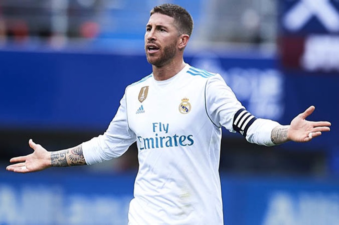 Ảnh bài viết Thua đau Atletico Madrid, đội trưởng Ramos gợi ý cái tên thay Ronaldo