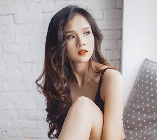 Bạn gái Trọng Đại, Văn Thanh U23 VN mặc gợi cảm nhất dàn bồ cầu thủ