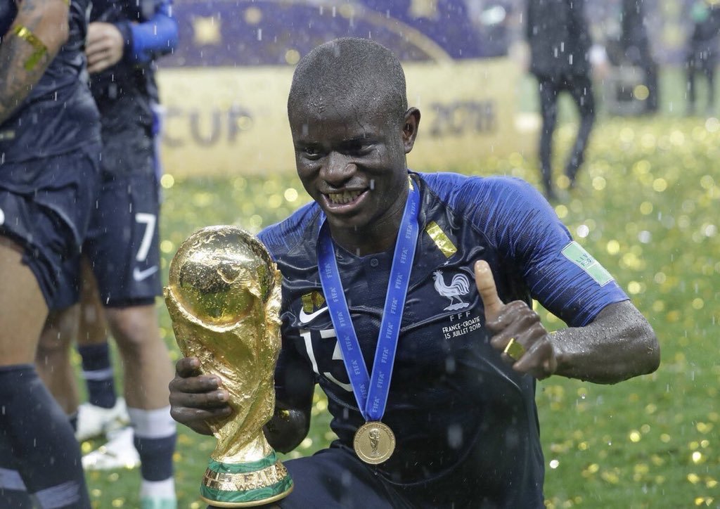 Kante nói về cảm giác cầm trên tay cúp vàng World Cup