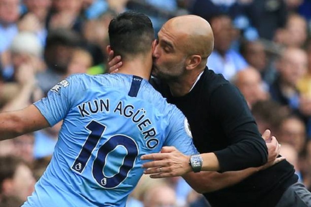 5 điểm nhấn Man City 6-1 Huddersfield: Aguero đi vào lịch sử, Ederson là vô giá