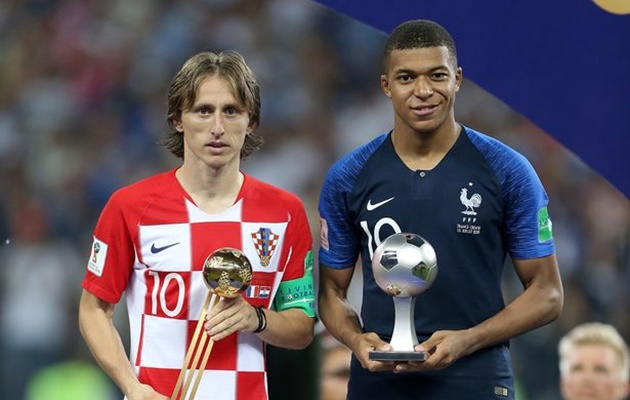 Ảnh bài viết "Thiên thần" Kaka đưa ra dự đoán bất ngờ về cuộc đua QBV