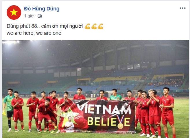 Đỗ Hùng Dũng xúc động khi được đồng đội tri ân theo cách đặc biệt