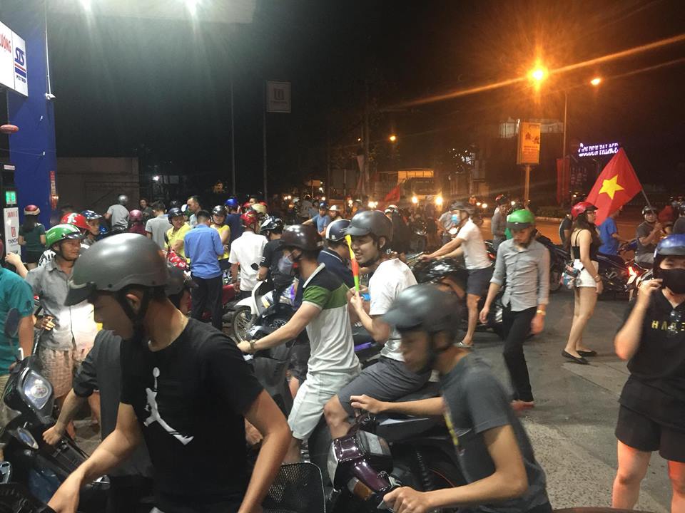 Ảnh bài viết Văn Toàn phá lưới Syria, 'bão' nổi tại Việt Nam