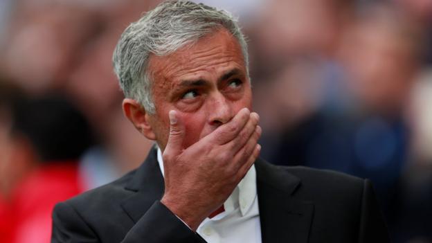 Sa thải Mourinho thì Man Utd được gì?
