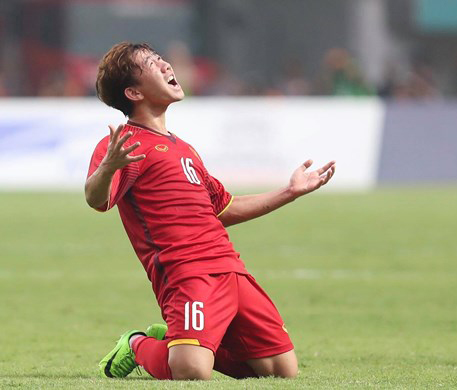 Ảnh bài viết Minh Vương và bàn thắng siêu phẩm: "Trời thương kẻ khó"