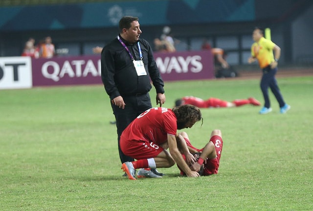 Trọng tài Syria bắt chính, nghi vấn chủ nhà Indonesia chèn ép U23 Việt Nam