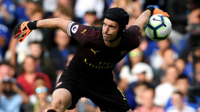 Phong độ suy giảm, Petr Cech vẫn được Emery "bảo kê"