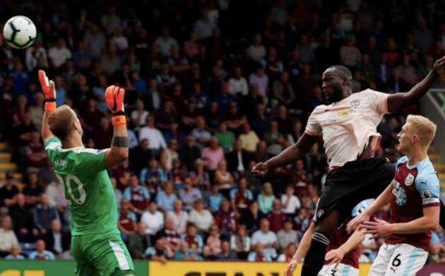 Ảnh bài viết Thống kê vòng 4 Premier League: Joe Hart hoá thánh... làm nền!