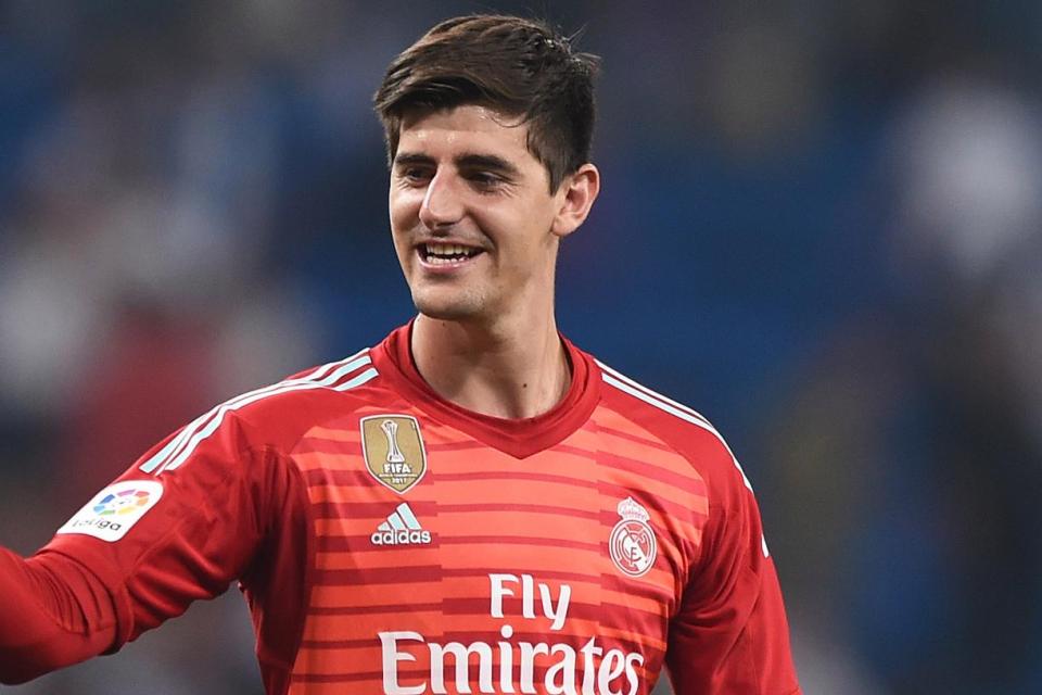 Ảnh bài viết Chưa dứt hận, Courtois lôi cả... sân nhà Real ra 'đá xoáy' Chelsea