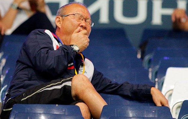 Ảnh bài viết Thầy Park nhận lương thế nào so với tiền nhiệm và đồng nghiệp?