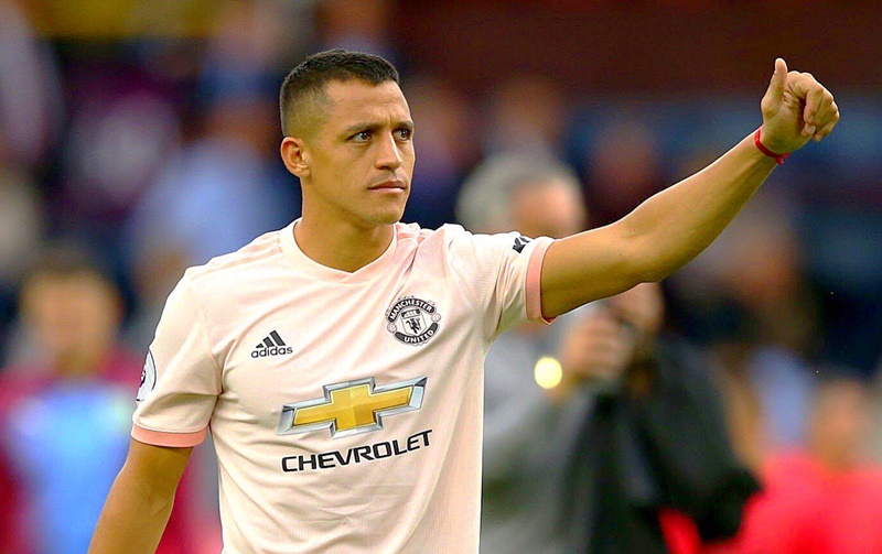 Huyền thoại M.U 'mách nước' Mourinho cách dùng Sanchez hiệu quả