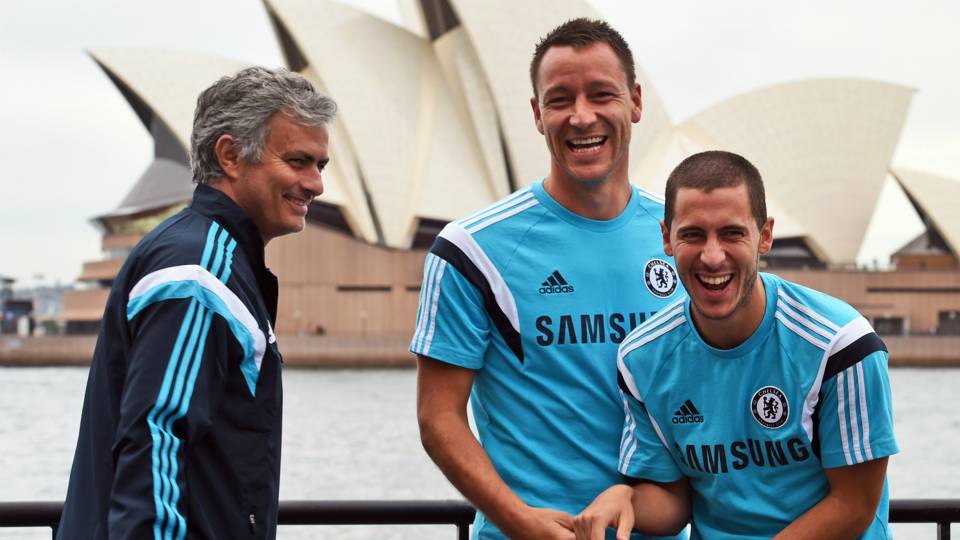 Ảnh bài viết Man Utd phá vỡ sự im lặng về tin đồn mua trò cưng của Mourinho