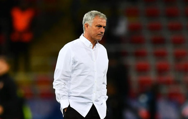 Ảnh bài viết Lí do thực sự khiến Man Utd HỖN LOẠN ở mùa giải năm nay