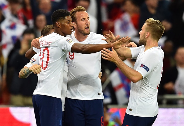 Ảnh bài viết Rashford lại nổ súng, đàn anh nói lời "chuẩn không cần chỉnh"