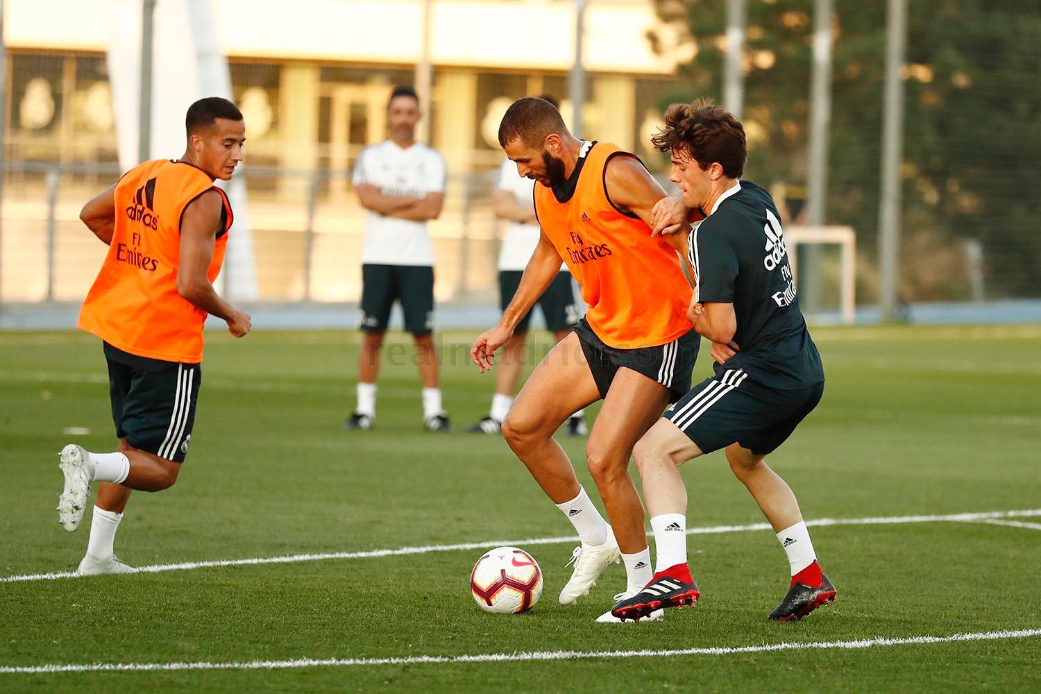 Ảnh bài viết Karim Benzema đã vơi đi nỗi buồn tuyển Pháp