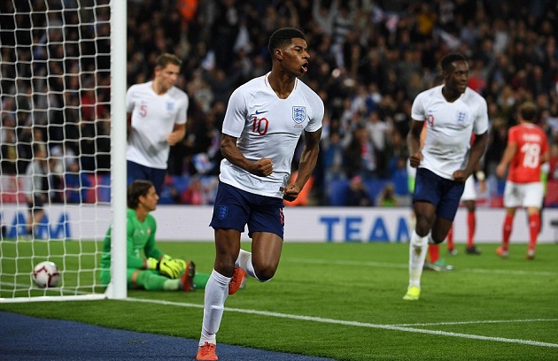 Thi đấu kém cỏi, người Anh vẫn thoát thua bằng khoảnh khắc lóe sáng của Rashford
