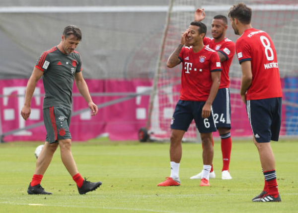 Ảnh bài viết 'Ham hố', Niko Kovac bị học trò biến thành trò hề