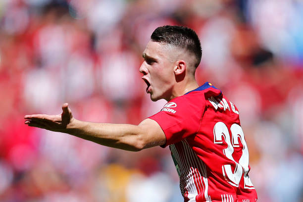 Ảnh bài viết Lần đầu ra mắt, tiền đạo 19 tuổi giúp Atletico thoát thua phút bù giờ