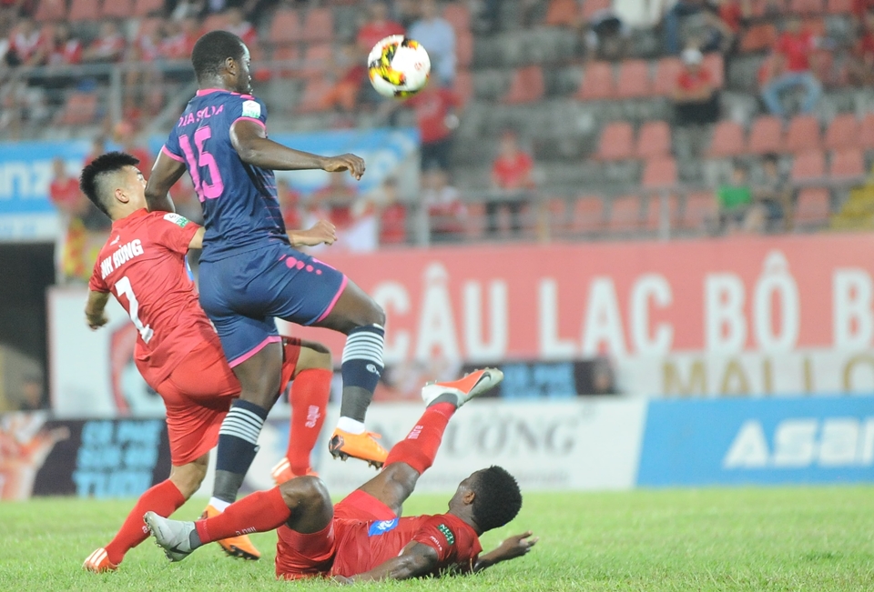 Ảnh bài viết Thắng tối thiểu Sài Gòn, Hải Phòng tạm yên tâm trong cuộc chiến trụ hạng