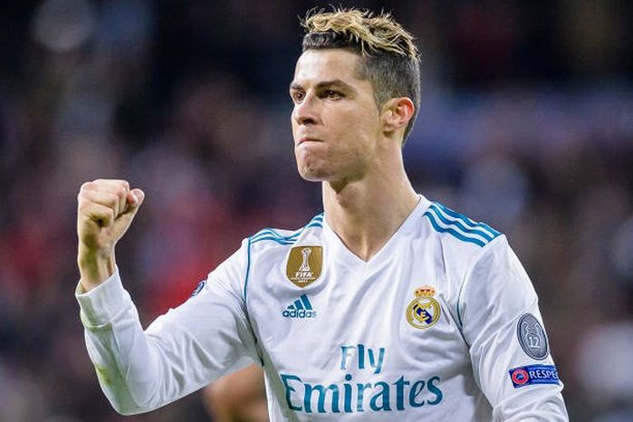 Ảnh bài viết 500 bàn của Ibra đã là gì so với Messi lẫn Ronaldo